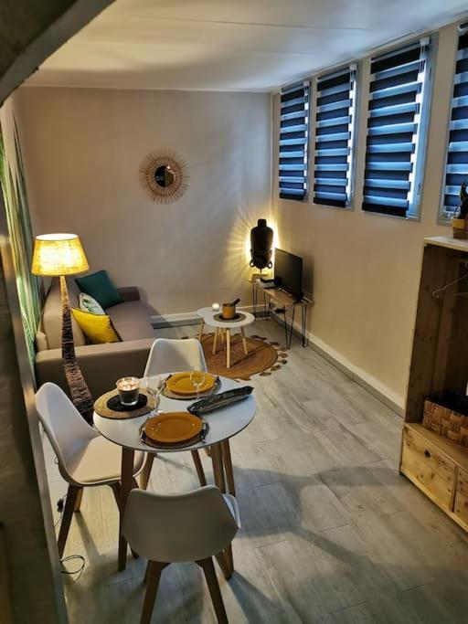 Appartamento Cozy D'Opale Charmant T1 Bord De Mer Cour Privee Et Clot Wifi 3 Pers Animaux Acceptes Gratuit Berck Esterno foto
