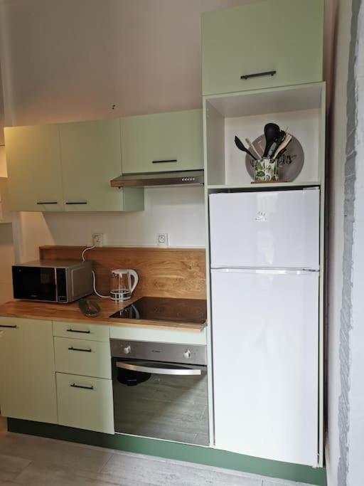 Appartamento Cozy D'Opale Charmant T1 Bord De Mer Cour Privee Et Clot Wifi 3 Pers Animaux Acceptes Gratuit Berck Esterno foto